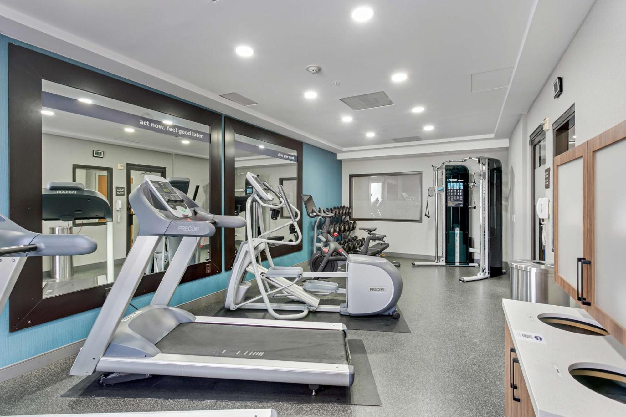 Hampton Houston-pearland, Tx Hotel 5*